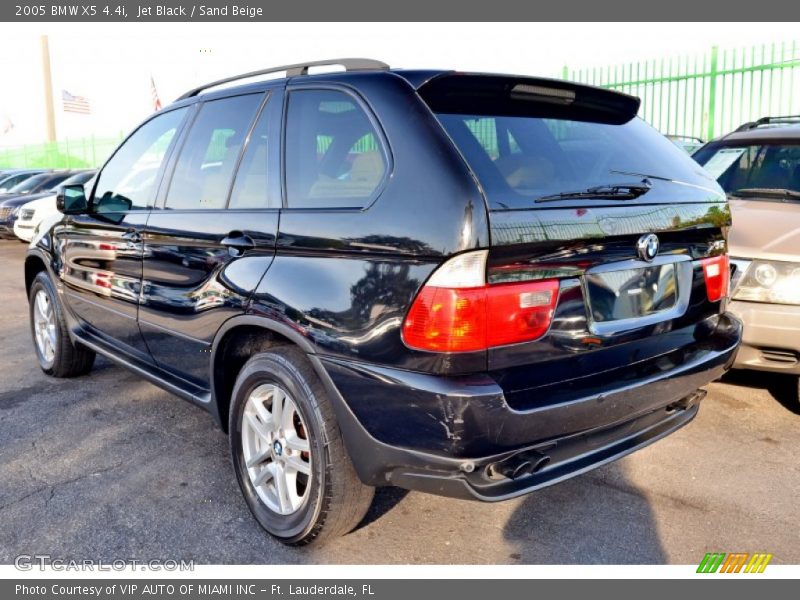 Jet Black / Sand Beige 2005 BMW X5 4.4i