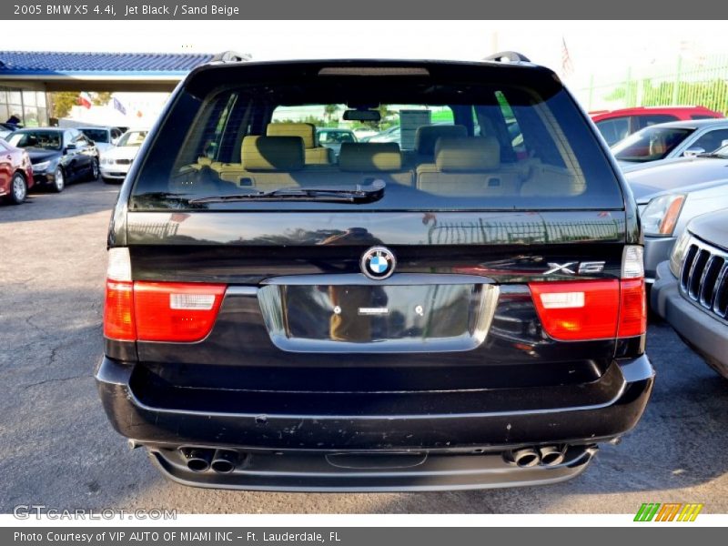Jet Black / Sand Beige 2005 BMW X5 4.4i