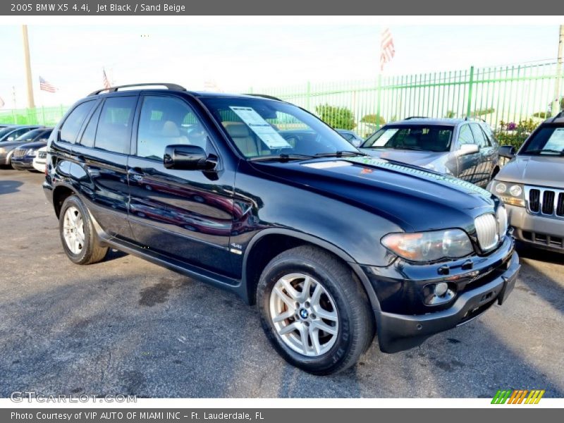 Jet Black / Sand Beige 2005 BMW X5 4.4i