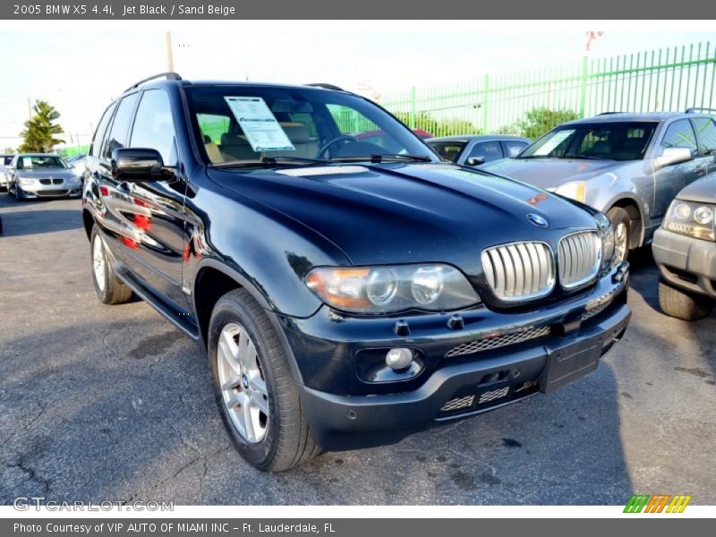 Jet Black / Sand Beige 2005 BMW X5 4.4i