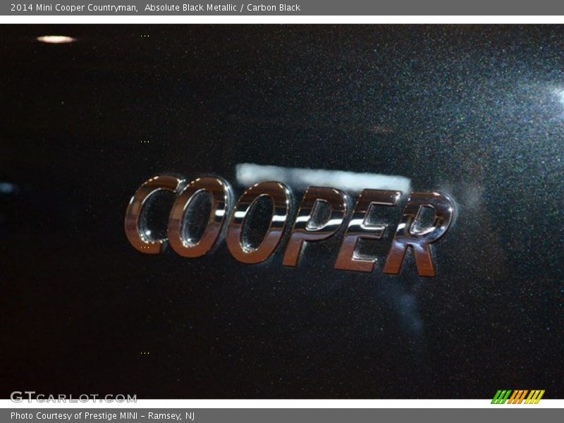 Absolute Black Metallic / Carbon Black 2014 Mini Cooper Countryman