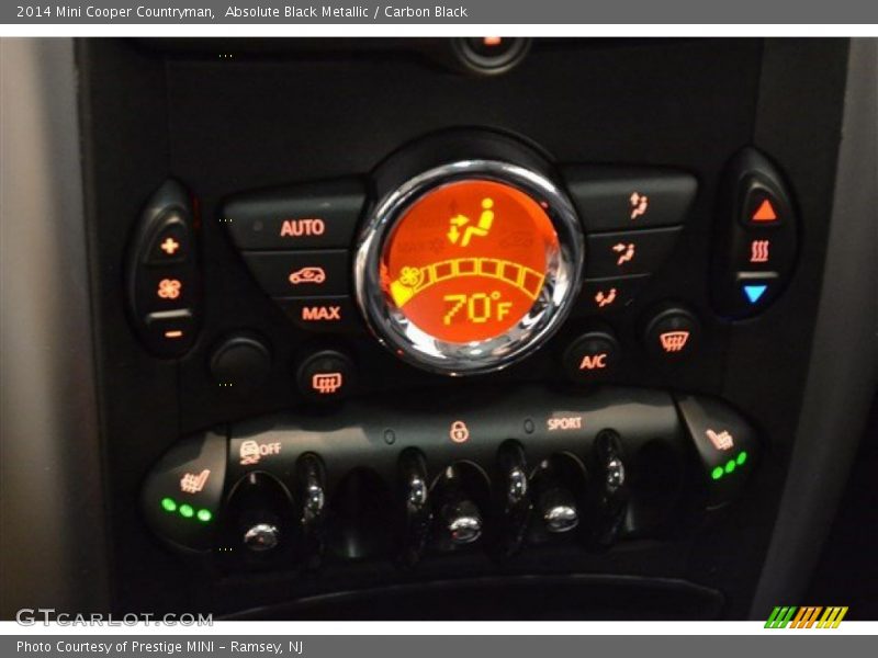 Absolute Black Metallic / Carbon Black 2014 Mini Cooper Countryman