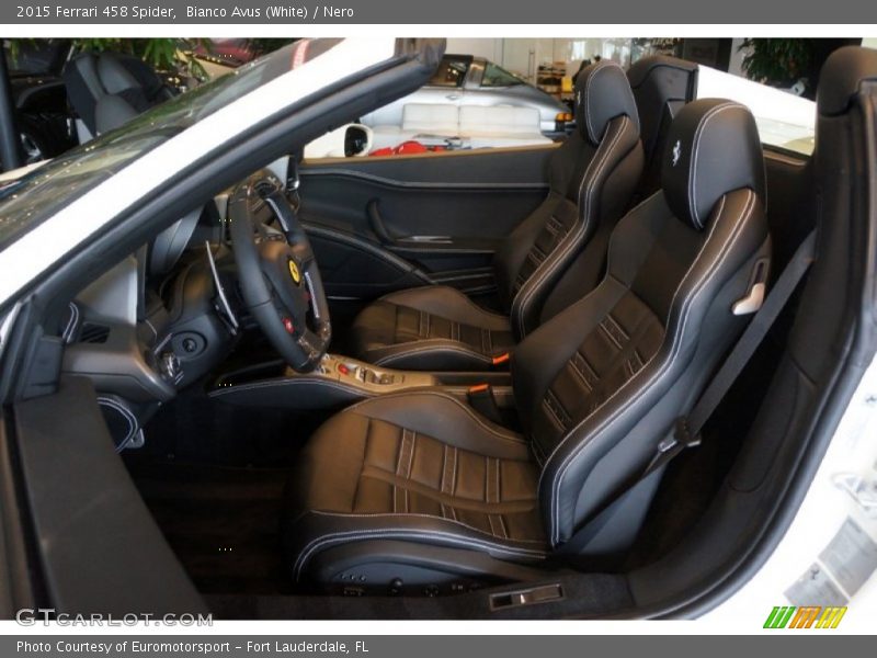 Front Seat of 2015 458 Spider