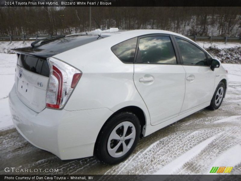 Blizzard White Pearl / Bisque 2014 Toyota Prius Five Hybrid