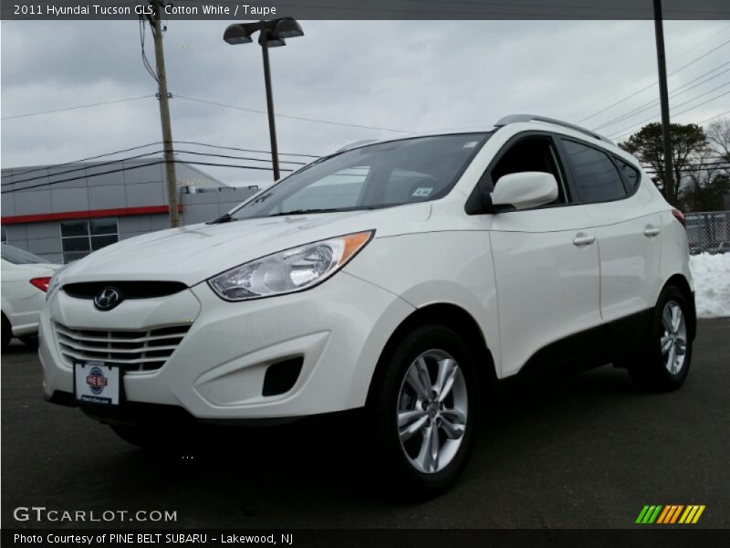 Cotton White / Taupe 2011 Hyundai Tucson GLS