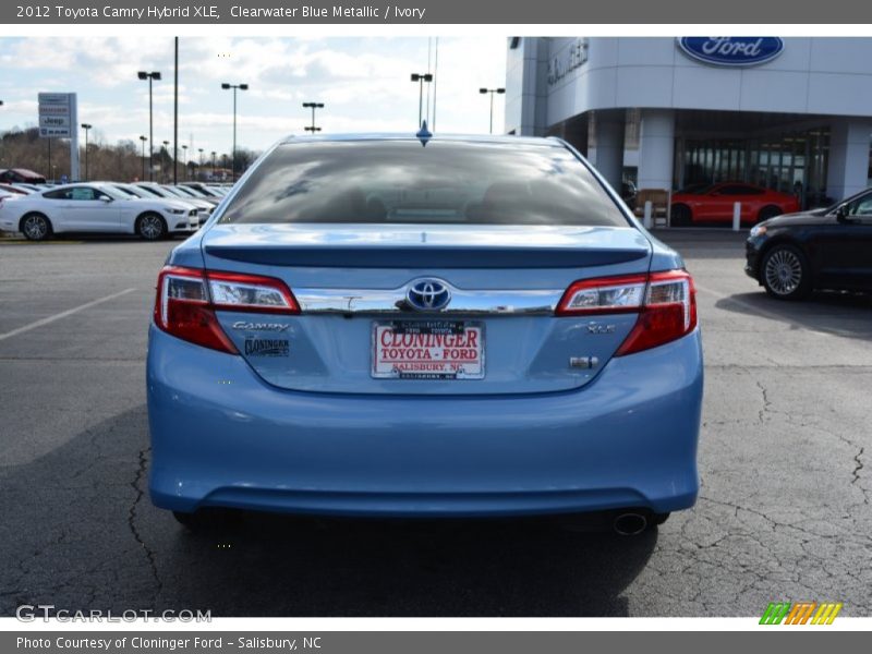 Clearwater Blue Metallic / Ivory 2012 Toyota Camry Hybrid XLE