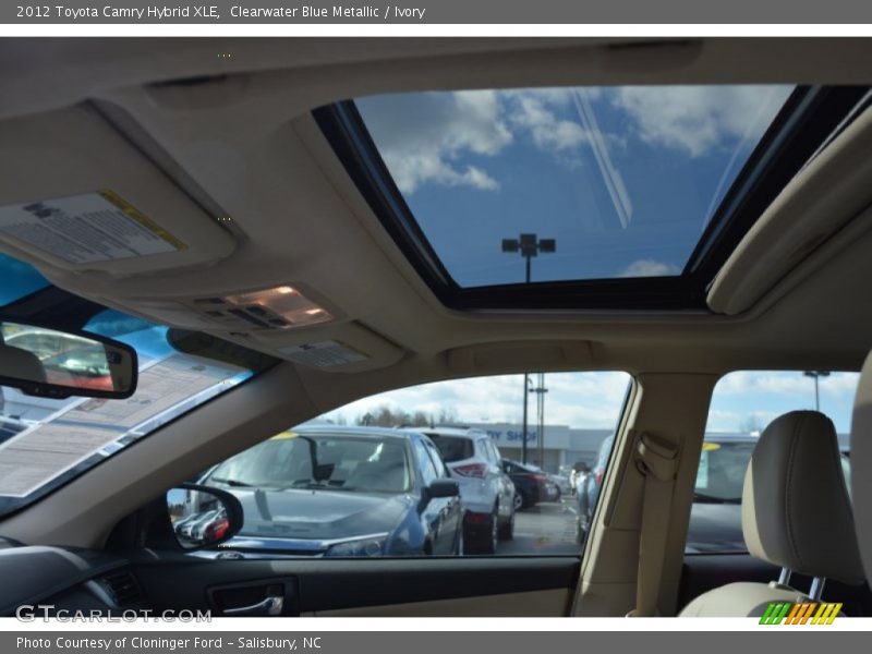 Clearwater Blue Metallic / Ivory 2012 Toyota Camry Hybrid XLE
