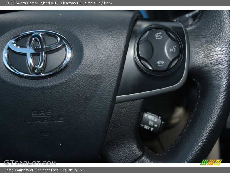 Controls of 2012 Camry Hybrid XLE