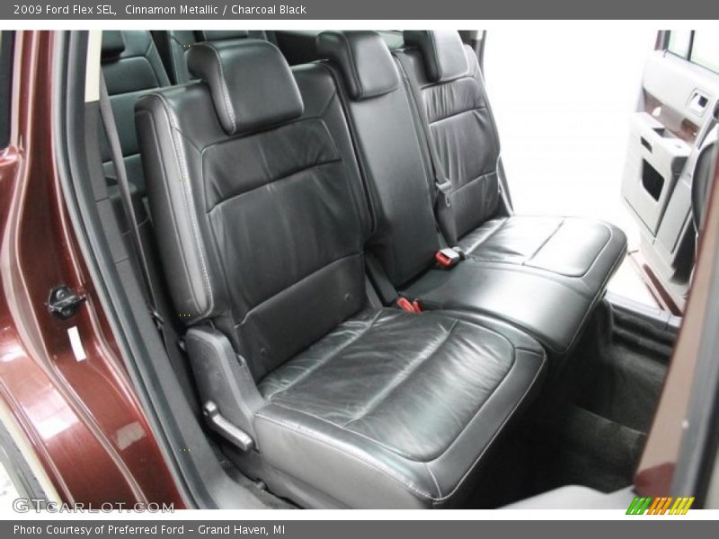 Cinnamon Metallic / Charcoal Black 2009 Ford Flex SEL