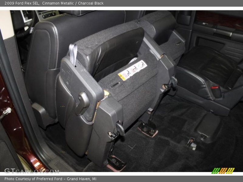 Cinnamon Metallic / Charcoal Black 2009 Ford Flex SEL