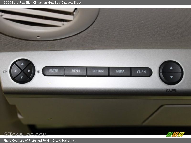 Cinnamon Metallic / Charcoal Black 2009 Ford Flex SEL