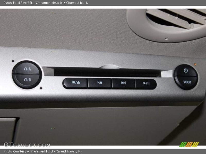 Cinnamon Metallic / Charcoal Black 2009 Ford Flex SEL