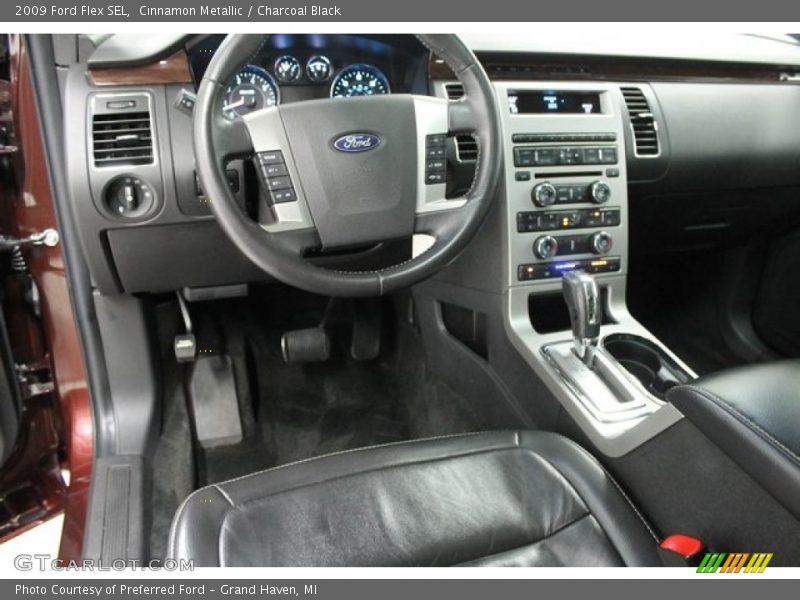 Cinnamon Metallic / Charcoal Black 2009 Ford Flex SEL