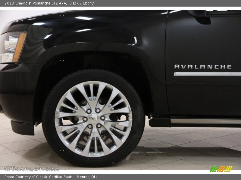 Black / Ebony 2013 Chevrolet Avalanche LTZ 4x4