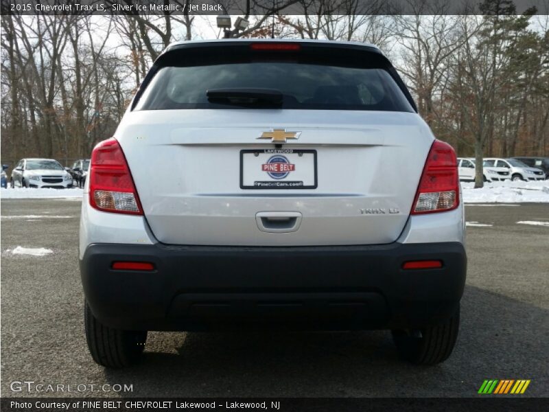 Silver Ice Metallic / Jet Black 2015 Chevrolet Trax LS