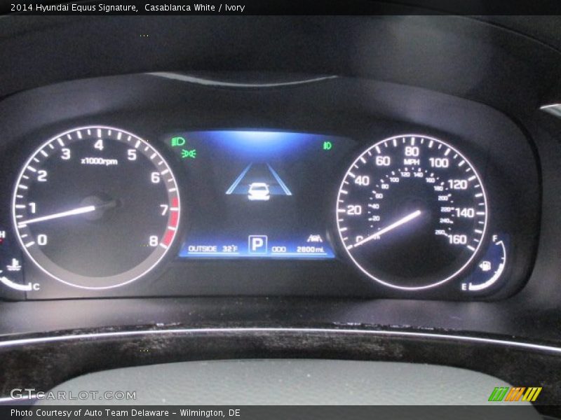 Casablanca White / Ivory 2014 Hyundai Equus Signature
