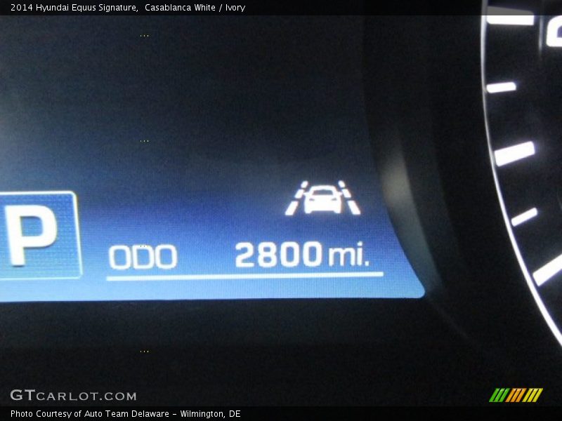 Casablanca White / Ivory 2014 Hyundai Equus Signature