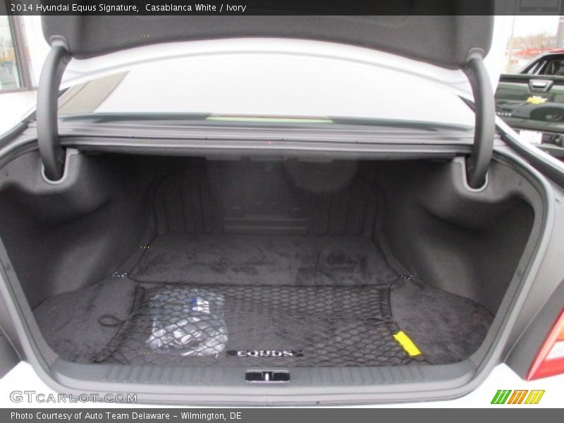 Casablanca White / Ivory 2014 Hyundai Equus Signature