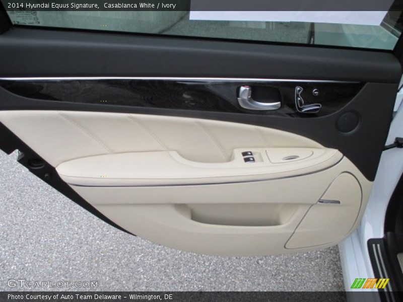 Casablanca White / Ivory 2014 Hyundai Equus Signature