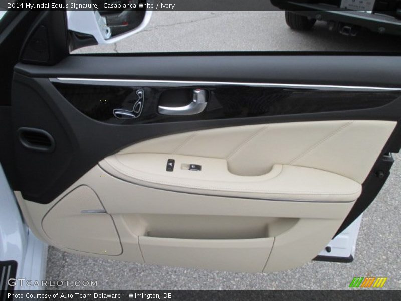 Casablanca White / Ivory 2014 Hyundai Equus Signature