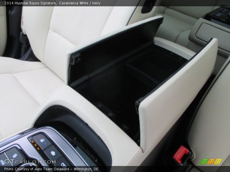 Casablanca White / Ivory 2014 Hyundai Equus Signature