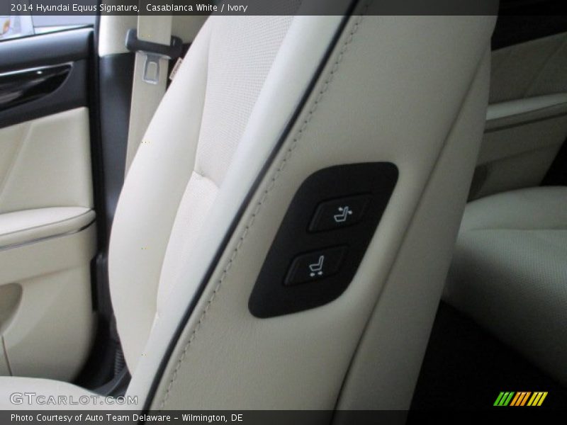 Casablanca White / Ivory 2014 Hyundai Equus Signature