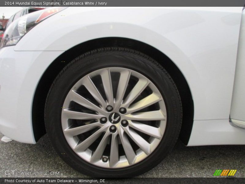 Casablanca White / Ivory 2014 Hyundai Equus Signature