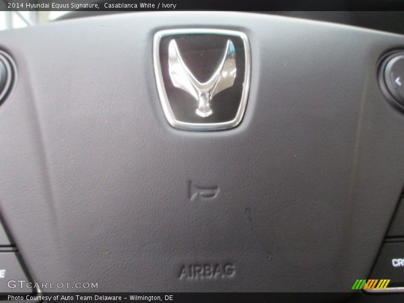 Casablanca White / Ivory 2014 Hyundai Equus Signature