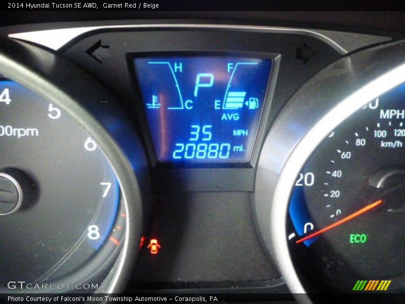 Garnet Red / Beige 2014 Hyundai Tucson SE AWD
