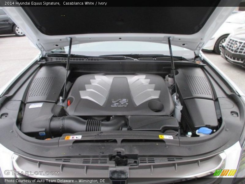 Casablanca White / Ivory 2014 Hyundai Equus Signature