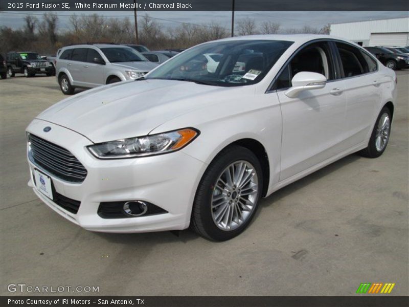 White Platinum Metallic / Charcoal Black 2015 Ford Fusion SE