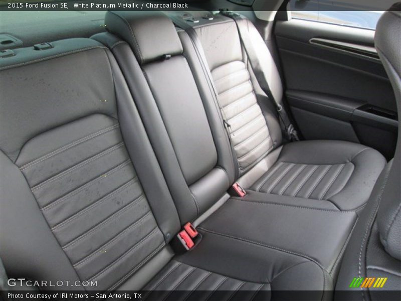 White Platinum Metallic / Charcoal Black 2015 Ford Fusion SE