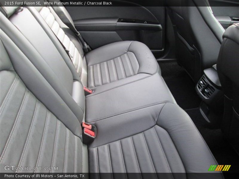 White Platinum Metallic / Charcoal Black 2015 Ford Fusion SE