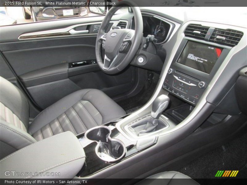 White Platinum Metallic / Charcoal Black 2015 Ford Fusion SE