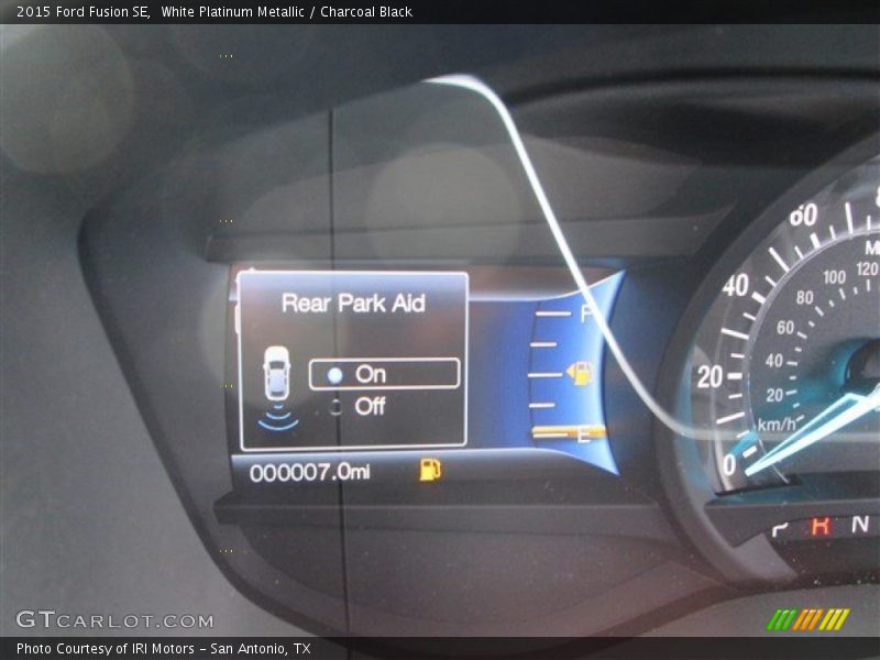 White Platinum Metallic / Charcoal Black 2015 Ford Fusion SE