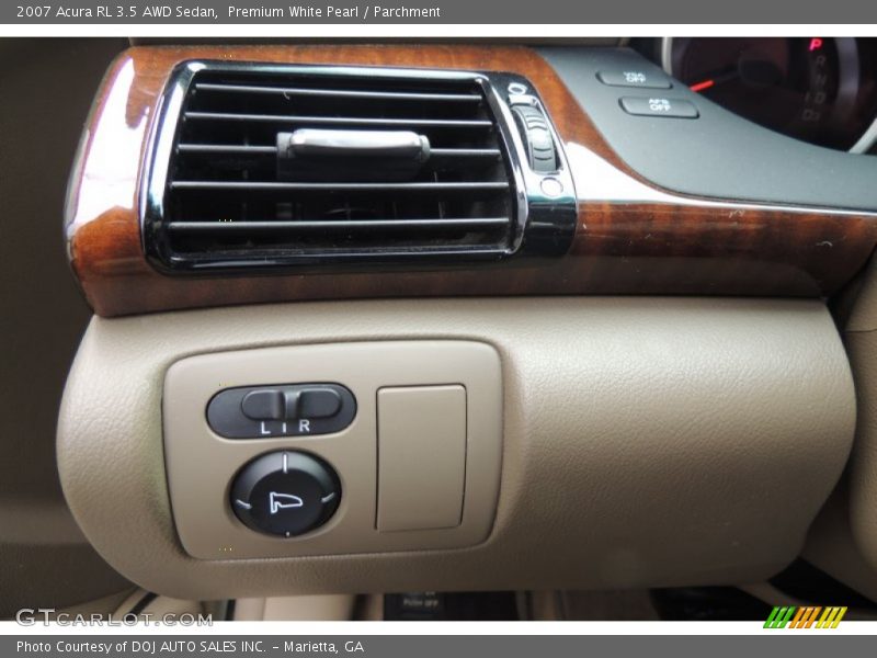 Premium White Pearl / Parchment 2007 Acura RL 3.5 AWD Sedan