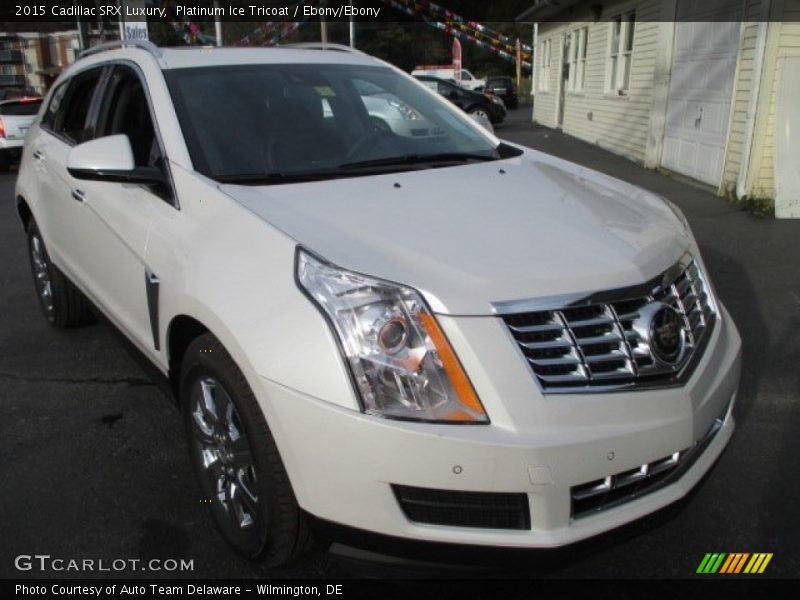 Platinum Ice Tricoat / Ebony/Ebony 2015 Cadillac SRX Luxury
