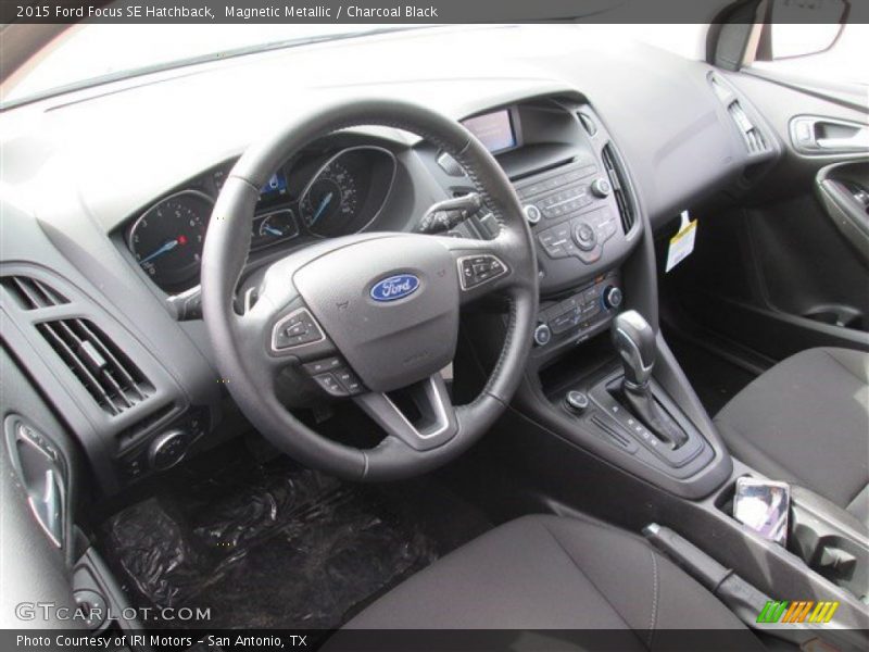 Charcoal Black Interior - 2015 Focus SE Hatchback 