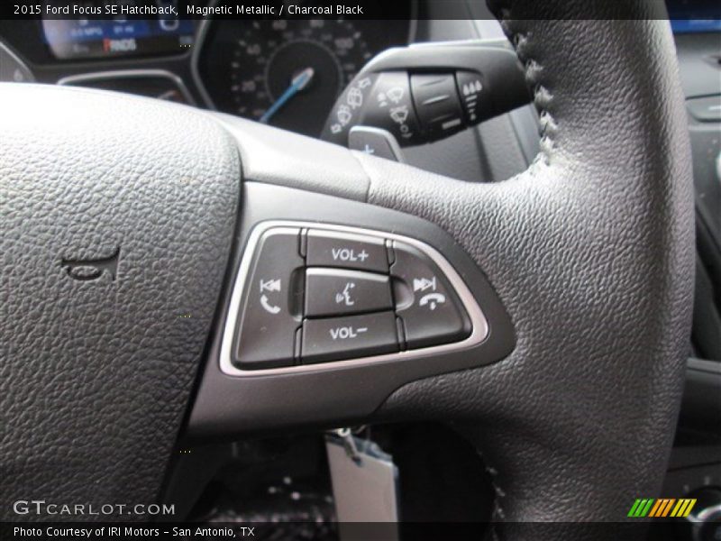 Controls of 2015 Focus SE Hatchback