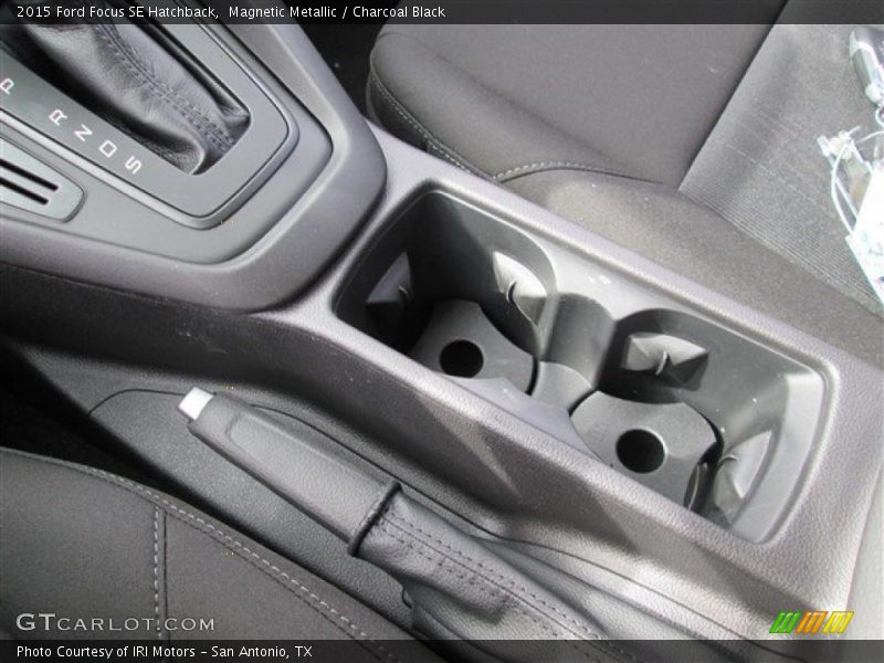 Magnetic Metallic / Charcoal Black 2015 Ford Focus SE Hatchback
