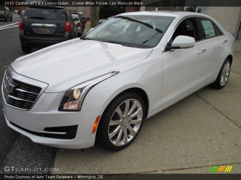 Front 3/4 View of 2015 ATS 2.5 Luxury Sedan