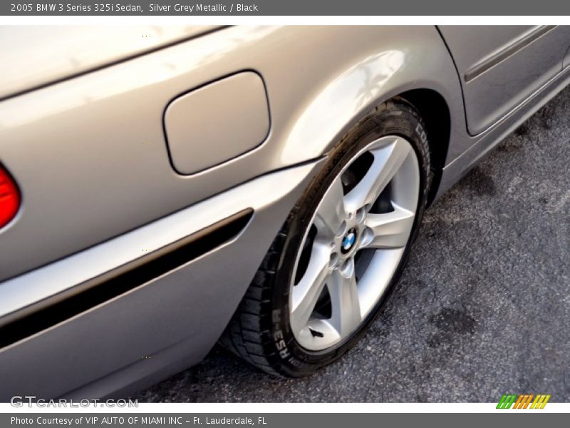 Silver Grey Metallic / Black 2005 BMW 3 Series 325i Sedan