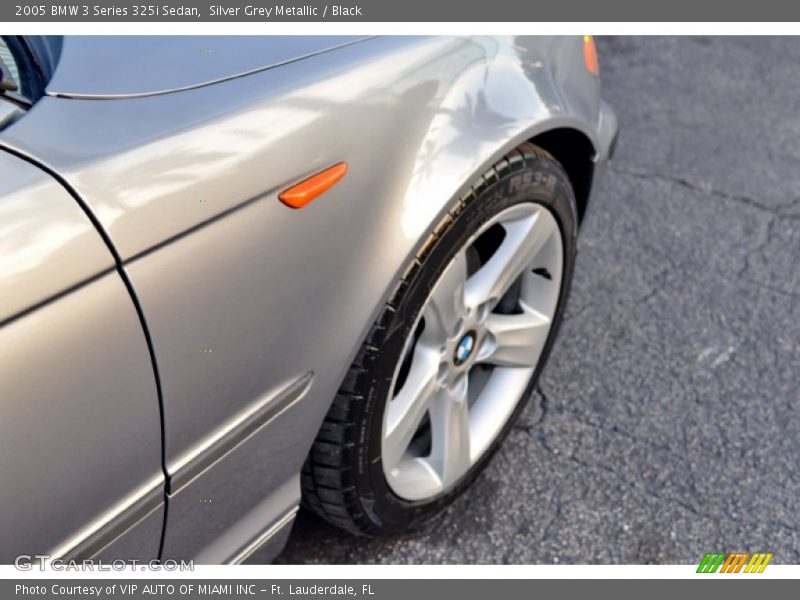 Silver Grey Metallic / Black 2005 BMW 3 Series 325i Sedan