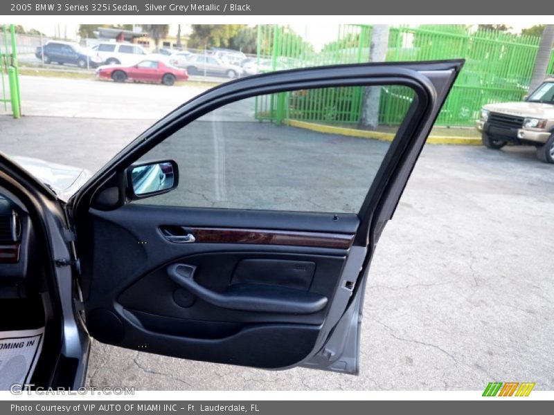 Silver Grey Metallic / Black 2005 BMW 3 Series 325i Sedan