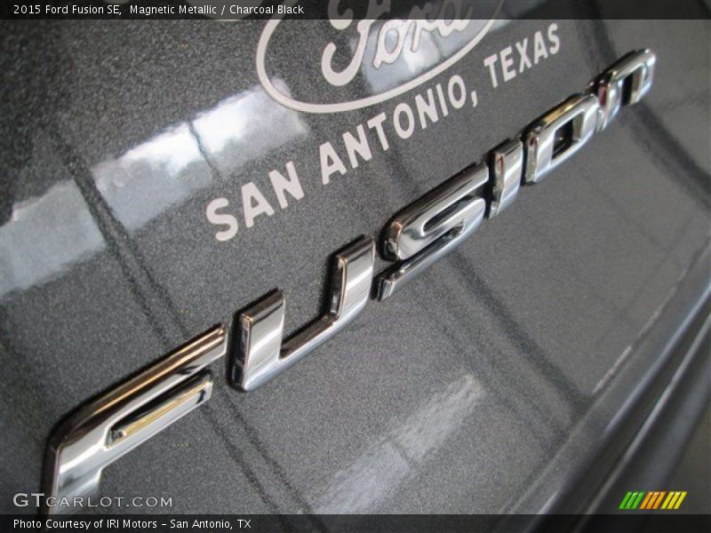 Magnetic Metallic / Charcoal Black 2015 Ford Fusion SE