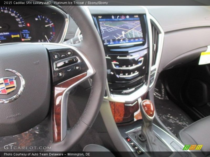 Platinum Ice Tricoat / Ebony/Ebony 2015 Cadillac SRX Luxury AWD