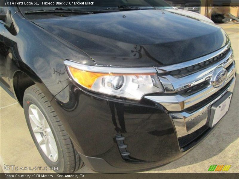 Tuxedo Black / Charcoal Black 2014 Ford Edge SE