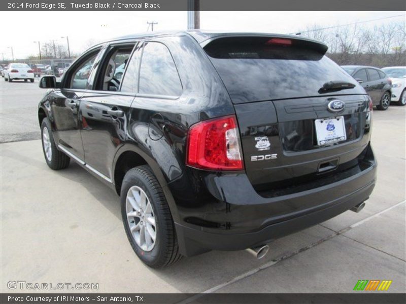 Tuxedo Black / Charcoal Black 2014 Ford Edge SE