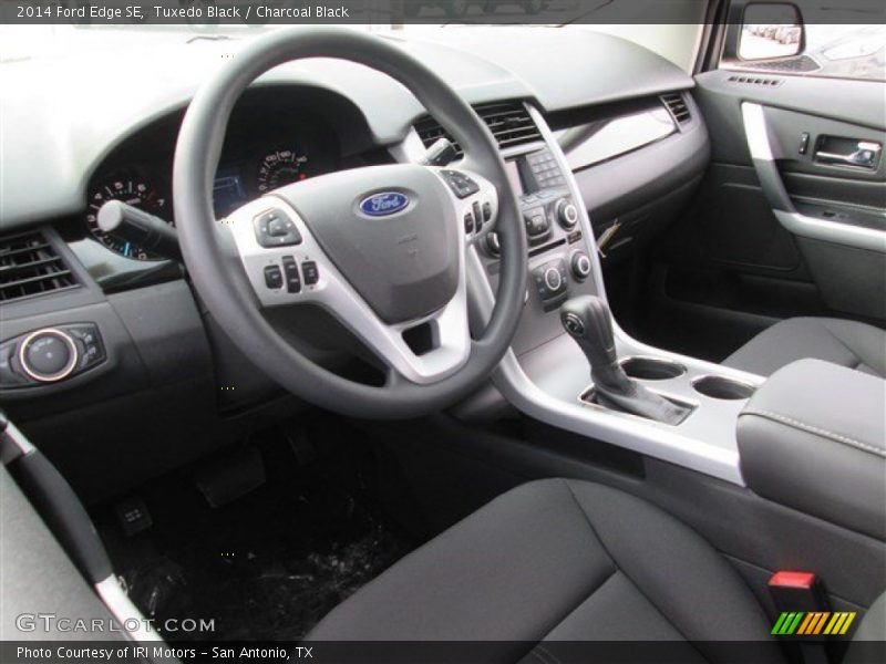 Tuxedo Black / Charcoal Black 2014 Ford Edge SE