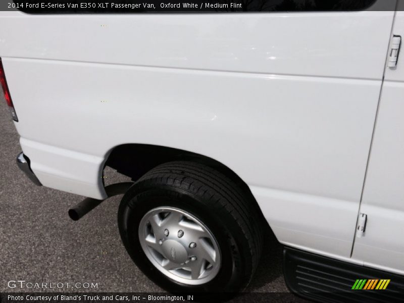 Oxford White / Medium Flint 2014 Ford E-Series Van E350 XLT Passenger Van